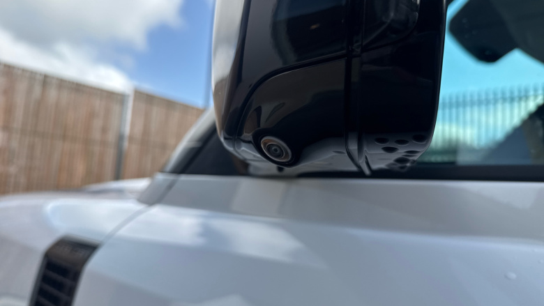 Land Rover Defender 90 Diesel 3.0 D250 Hard Top Auto